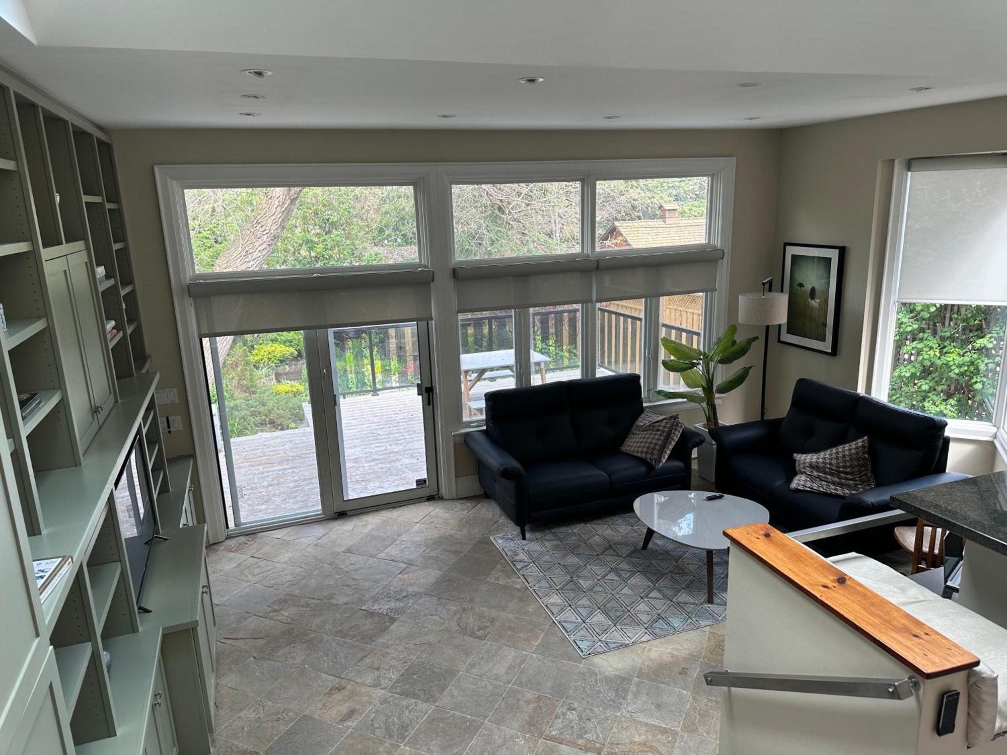 Double Bedroom On Up Or 3 Bedrooms In Basement Near Eglinton Subway Station Toronto Exteriör bild