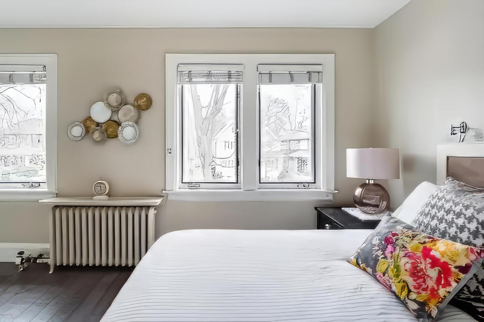 Double Bedroom On Up Or 3 Bedrooms In Basement Near Eglinton Subway Station Toronto Exteriör bild